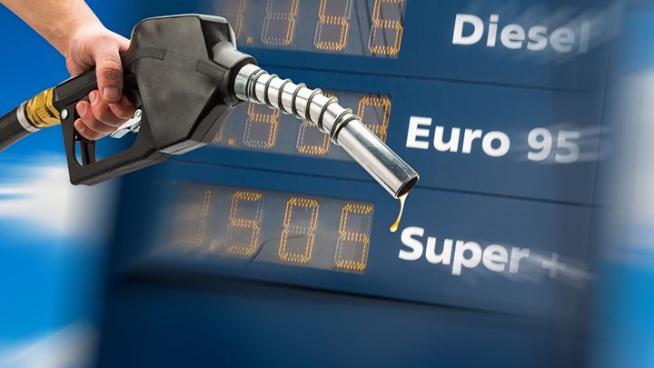 Czy tankowanie droższych paliw ma sens?Zdaniem producentów, paliwa premium mają z naszego…